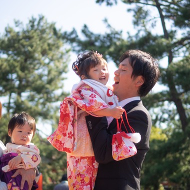 岩本隆之が出張撮影した「七五三撮影」の家族写真