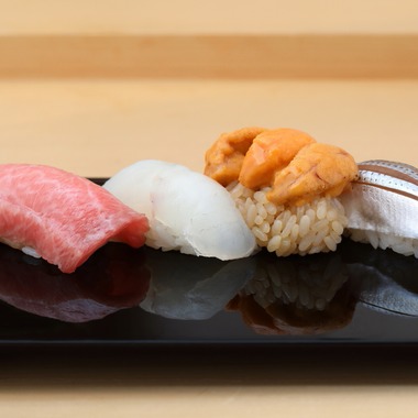 森安　照が撮影した「お寿司（握り・仕込み・人物・店内）」の写真