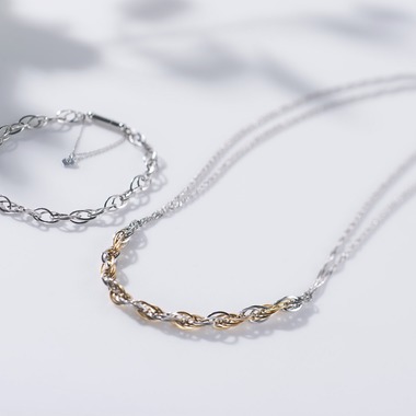 木村慎が撮影した「アクセサリー」の写真