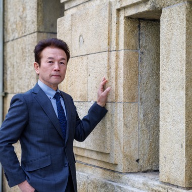 ちずカメラが撮影した「スーツ」の写真