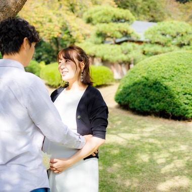 荻山 拓也が撮影した「自然に囲まれながらのマタニティ＆カップルフォト撮影！」の写真