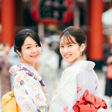 モーメンツが出張撮影した「浅草散策」の家族写真