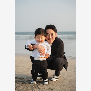 Photo taken by ICHI PHOTO - Post-shooting at Yuigahama Beach in Kamakura