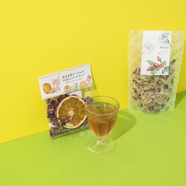 笠井鉄正写真事務所が撮影した「商業施設館内紙撮影」の写真