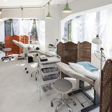 末安 善之が撮影した「ヘアーサロンの店舗およびスタッフ撮影」の写真