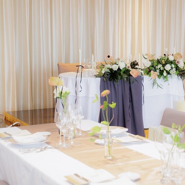 大阪フォトファクトリーが撮影した「披露宴会場装花」の写真