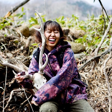 神部葵が撮影した「鹿猟師宣材写真、鹿肉料理撮影」の写真