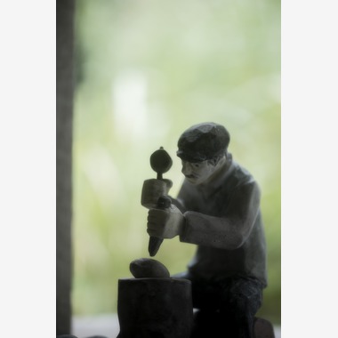 小田映像制作事務所が撮影した「陶芸家 石原稔久 陶器の人形」の写真