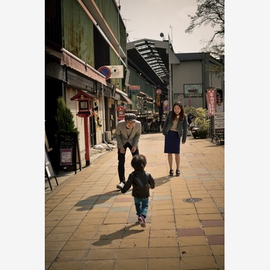 PIC WEDDING PHOTO（関口純一）が出張撮影した「エンゲージメントフォト」の家族写真