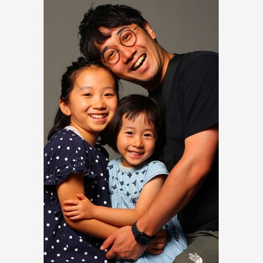 松井シンジが撮影した「写真館スタイル」の写真