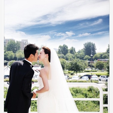 Photo taken by Lee bridal - 