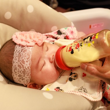 平田　まことが撮影した「ニューボーン、お食い初め」の写真
