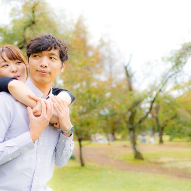荻山 拓也が撮影した「自然に囲まれながらのマタニティ＆カップルフォト撮影！」の写真