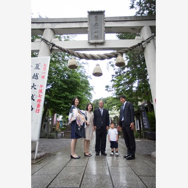 黒沢　茂が出張撮影した「お宮参り」の家族写真