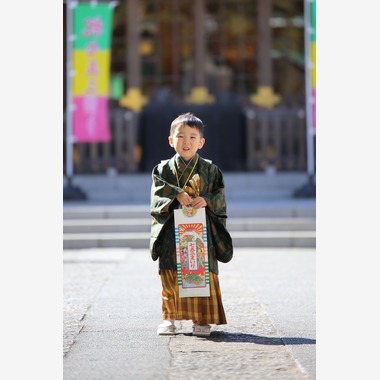 出張撮影　FotoMatograph　間藤　恒が出張撮影した「21.10.29-松下様　久里浜天神社」の家族写真