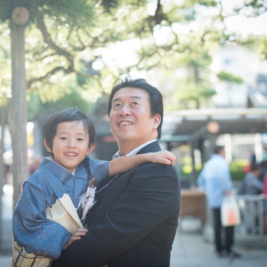 藤原和彦が撮影した「活気あふれる柴又帝釈天」の写真