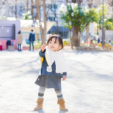 KIRAが撮影した「友達の子供を新宿の公園で」の写真
