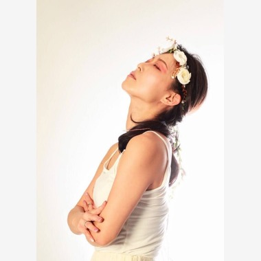 写真屋gonree　阿波根里恵が撮影した「フライヤー用アーティスト撮影」の写真