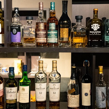 Studio 梁が撮影した「店舗・料理撮影 Bar&Sushi 紺と白様」の写真