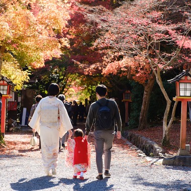 高夏写真店が出張撮影した「七五三の撮影」の家族写真