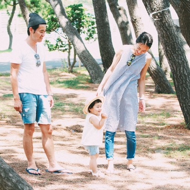 出張撮影HUG TIMEが撮影した「家族写真〜湘南の海にて〜」の写真