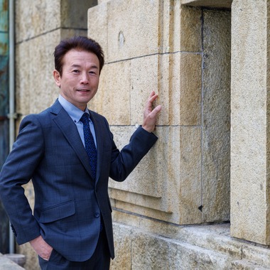 ちずカメラが撮影した「スーツ」の写真