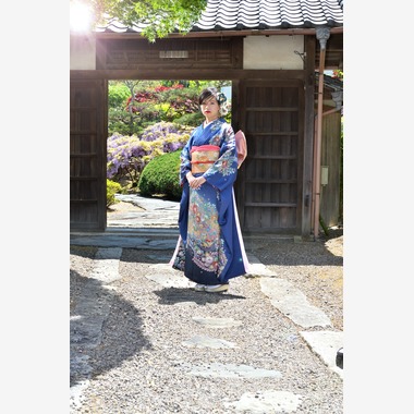 Design studio lumière（井上 敦仁）が撮影した「藤と紅葉の成人式」の写真