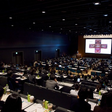 羽田野　秀男が撮影した「ビジネス」の写真