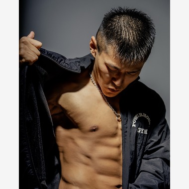 星野　蓮が撮影した「ボディメイク・ポージング撮影（スタジオ／埼玉・新座）」の写真