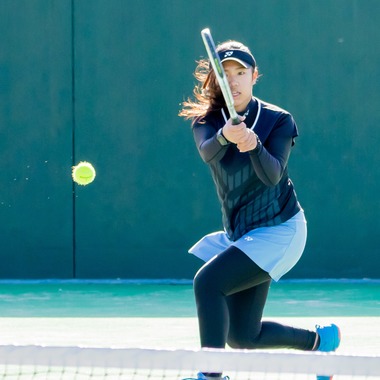 戸坂　良枝が撮影した「テニスなどのスポーツ」の写真