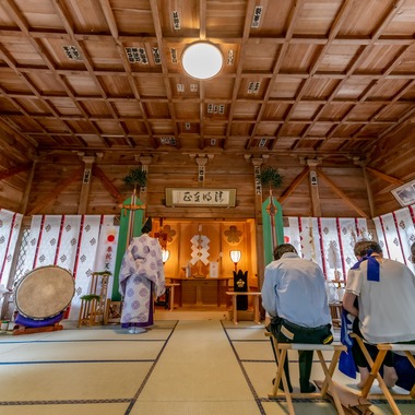 FILMIEREが出張撮影した「お宮参りサンプル」の家族写真