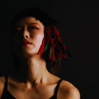 写真屋gonree　阿波根里恵が撮影した「フライヤー用アーティスト撮影」の写真