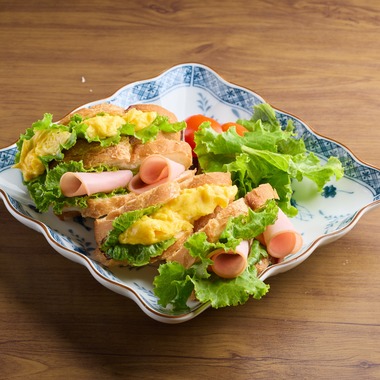 クリエイティブツリーが撮影した「カフェでの撮影事例です」の写真