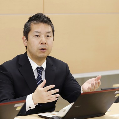 吉本光宏が撮影した「インタビュー」の写真