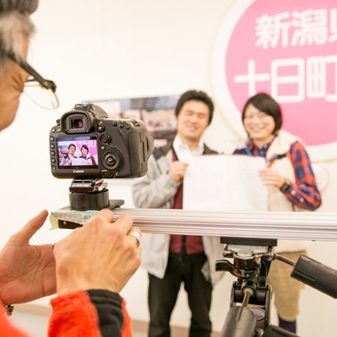 studio HATOYAが撮影した「エンゲージメントフォト（学校）」のウェディングフォト