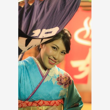 高橋 透（Coo&Sea STUDIO代表）が出張撮影した「成人式フォト＠横浜アリーナ近隣」の家族写真