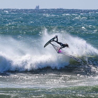 中川昌幸が撮影した「ウェイブウインドサーフィン」の写真