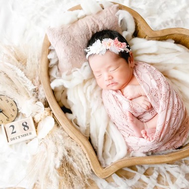 mina photographが撮影した「ニューボーンフォト」の写真