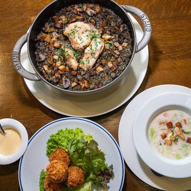 Yファクトリーが撮影した「さけ缶詰アレンジ」の写真