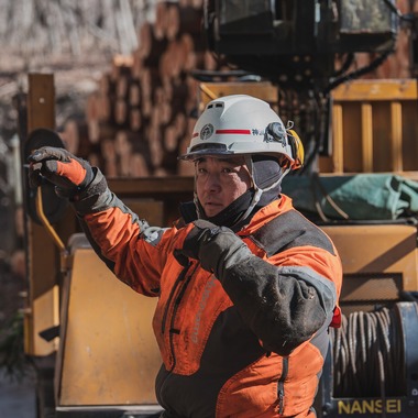 studio9thが撮影した「群馬県多野郡 / 森林組合の現場作業風景」の写真