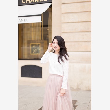 Photo taken by Floraison - Engagement Photoshoot in Paris