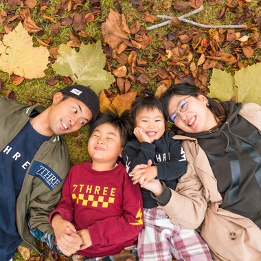 スタジオアルパルカが出張撮影した「家族写真」の家族写真