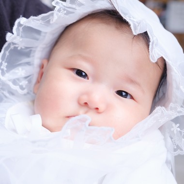 高夏写真店が出張撮影した「お宮参りの撮影」の家族写真