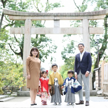 出張撮影HUG TIMEが撮影した「七五三記念撮影＠鎌倉鶴岡八幡宮」の写真