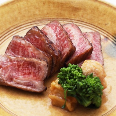 森安　照が撮影した「肉弁当・肉料理」の写真