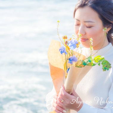 中川彩乃が出張撮影した「ビーチサイドポートレート」の家族写真