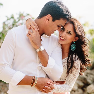 Maiafreiaが撮影した「近代的でロマンチックなケニア人の関与」のウェディングフォト