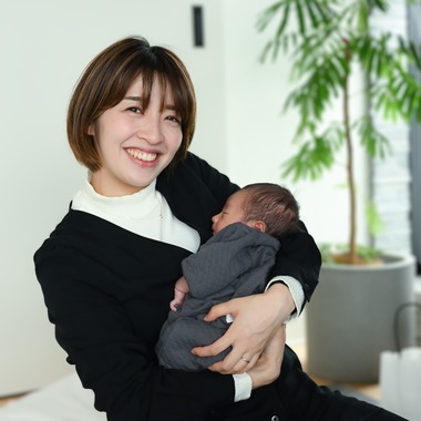 寫樂斎が撮影した「ニューボーン001」の写真