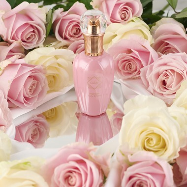 植田 友樹が撮影した「化粧品イメージカット」の写真