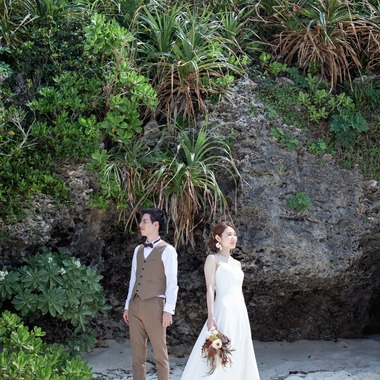 Photo taken by TSURU PHOTO - Pre-shoot (beach photo & Fukugi tree lined)
